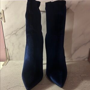 Shoe Dazzle Midnight Blue Velvet Heeled Boots